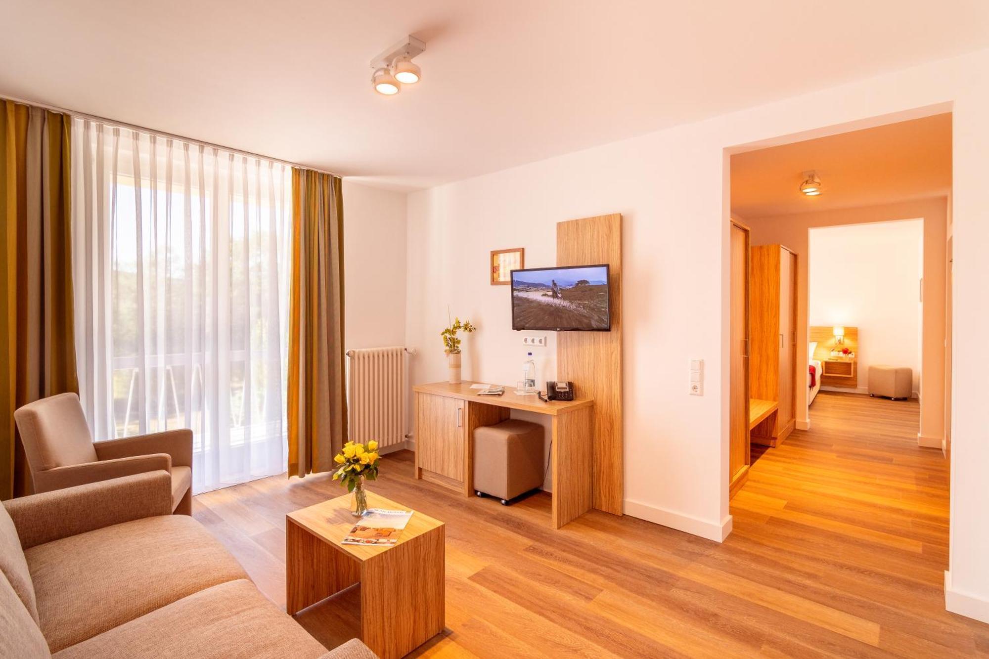 Akzent Hotel Am Burgholz タバルツ エクステリア 写真