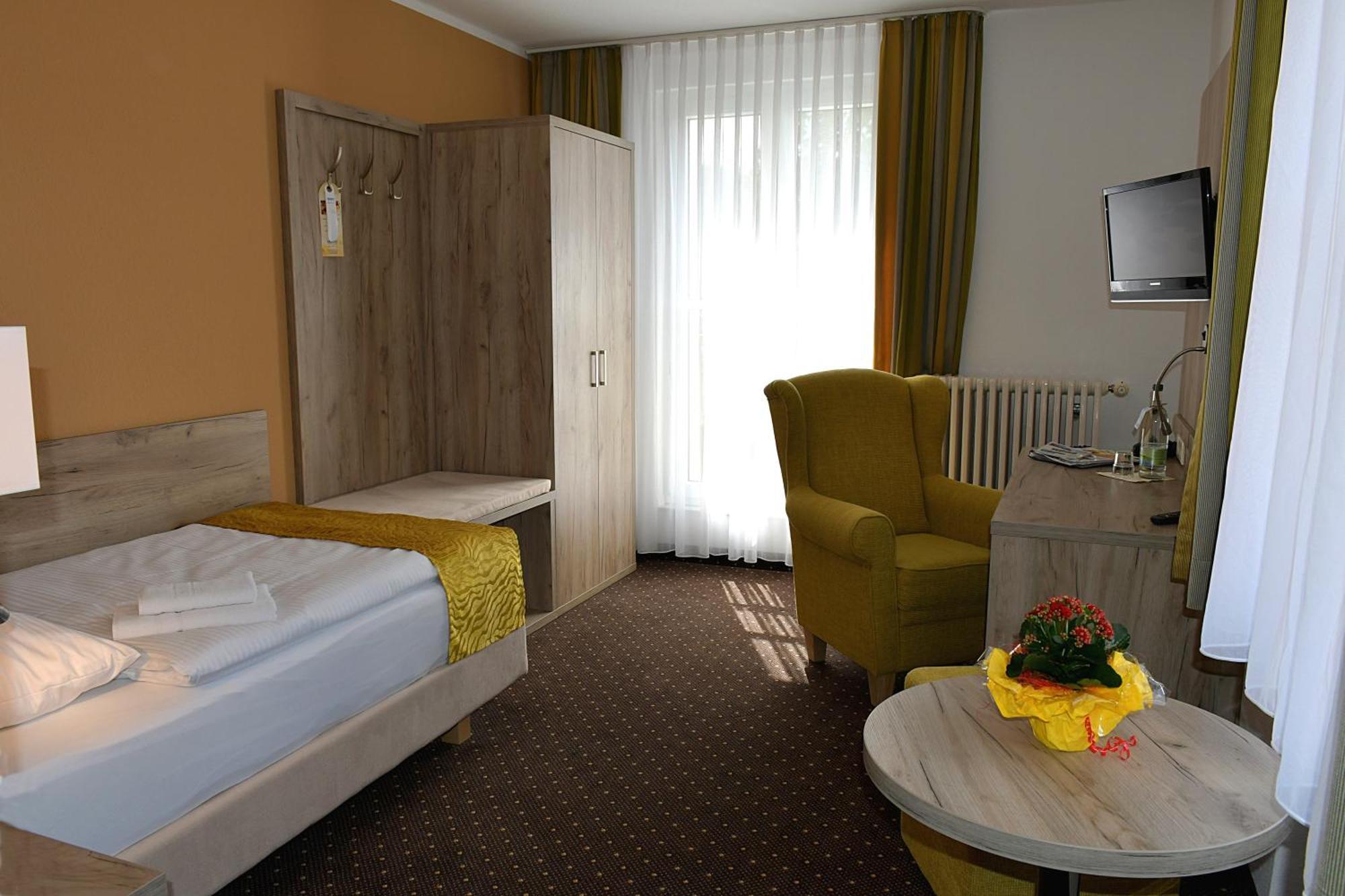 Akzent Hotel Am Burgholz タバルツ エクステリア 写真
