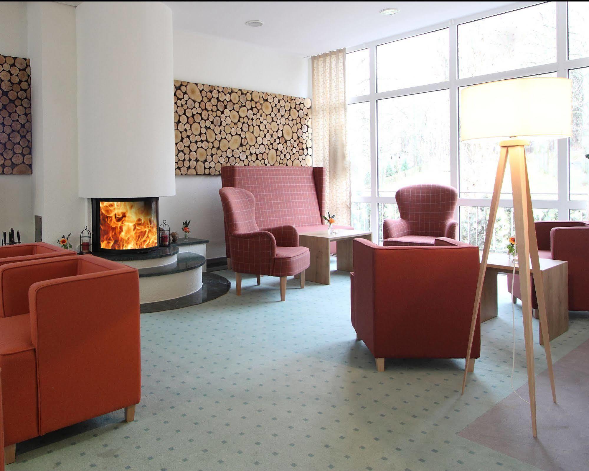 Akzent Hotel Am Burgholz タバルツ エクステリア 写真