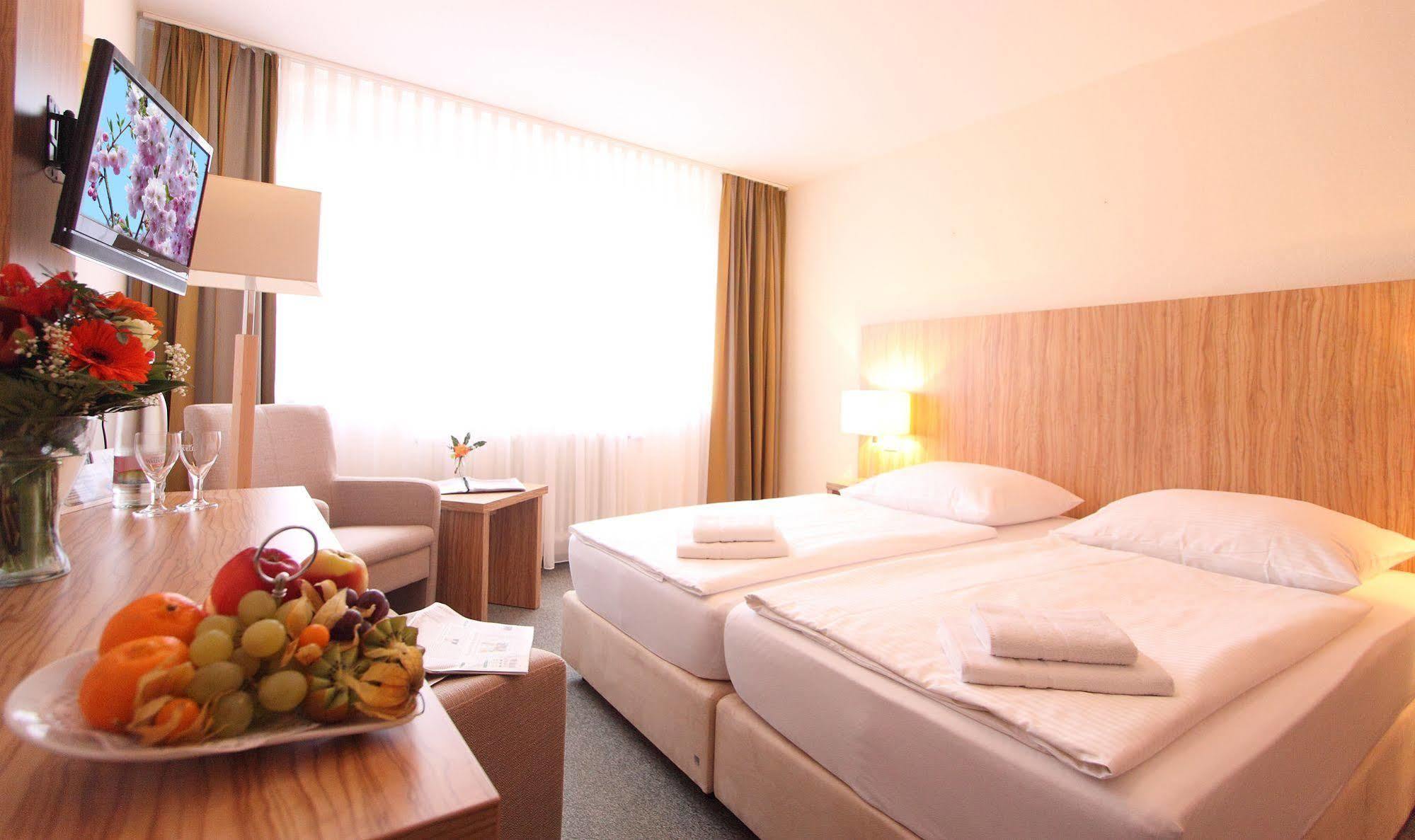 Akzent Hotel Am Burgholz タバルツ エクステリア 写真